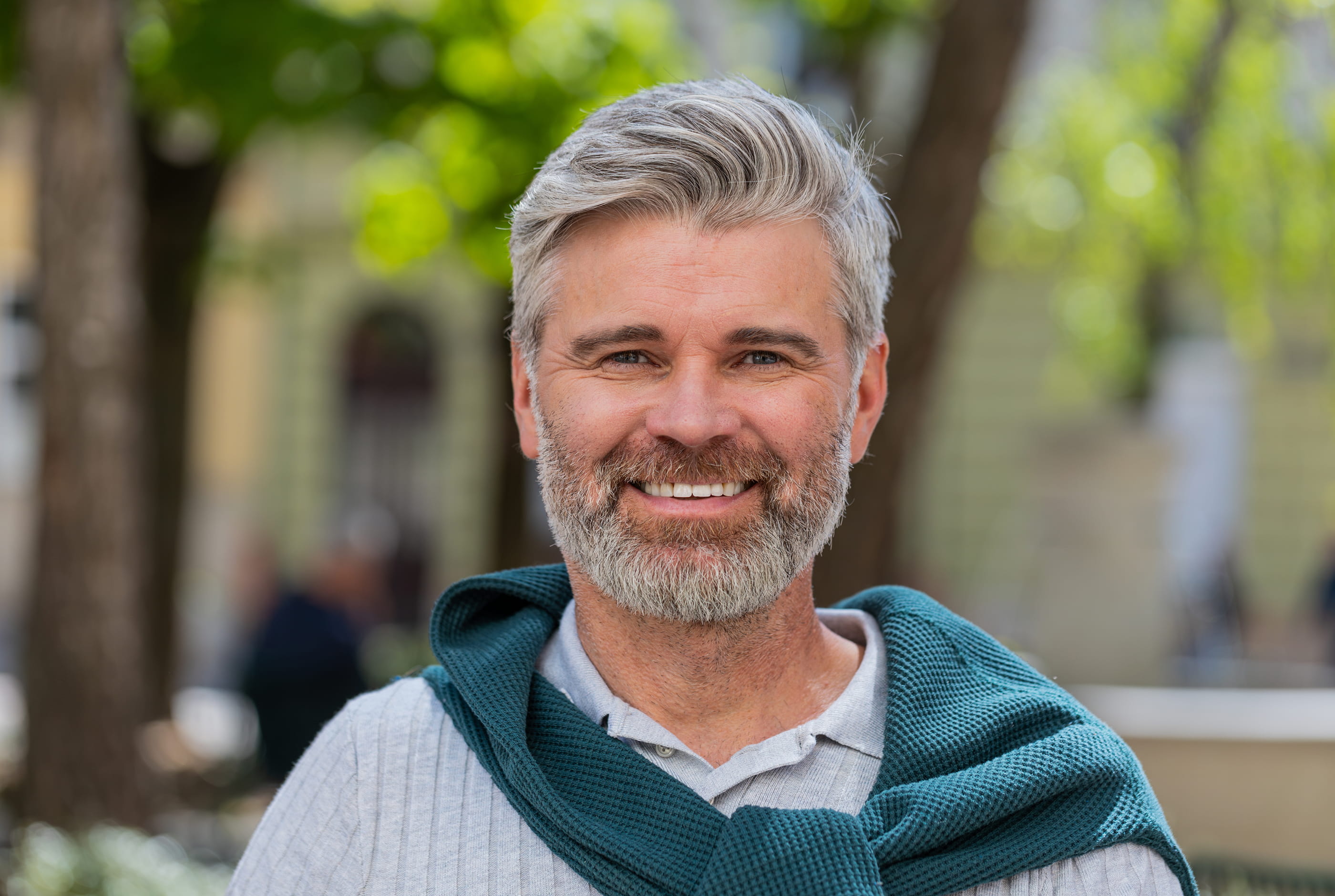 Bone graft candidates for dental implants at Pure Arts